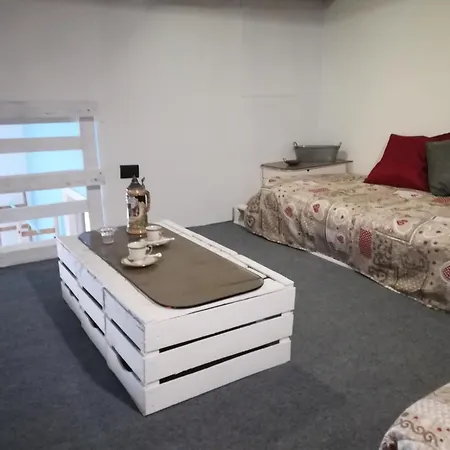 アパート Casa In Palazzo Graffeo Eva パレルモ